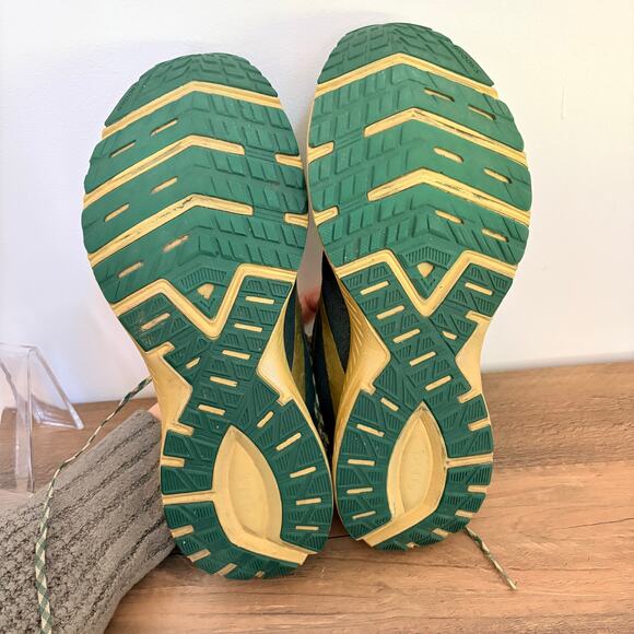 Brooks Launch 7 Run Lucky Women's 11 Green Gold Running Shoes Athletic Gym - Picture 8 of 9